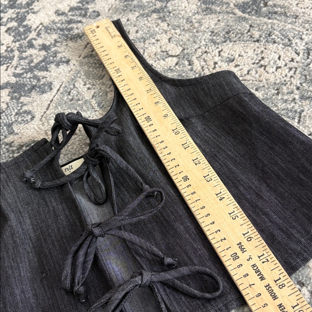 nlt Tie-Front Sleeveless black top - Picture 6 of 6